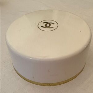 CHANEL Cream and Gold Bath Powder Box